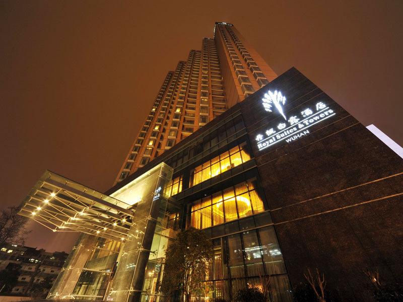 Royal Suites & Towers Wuhan Exterior photo