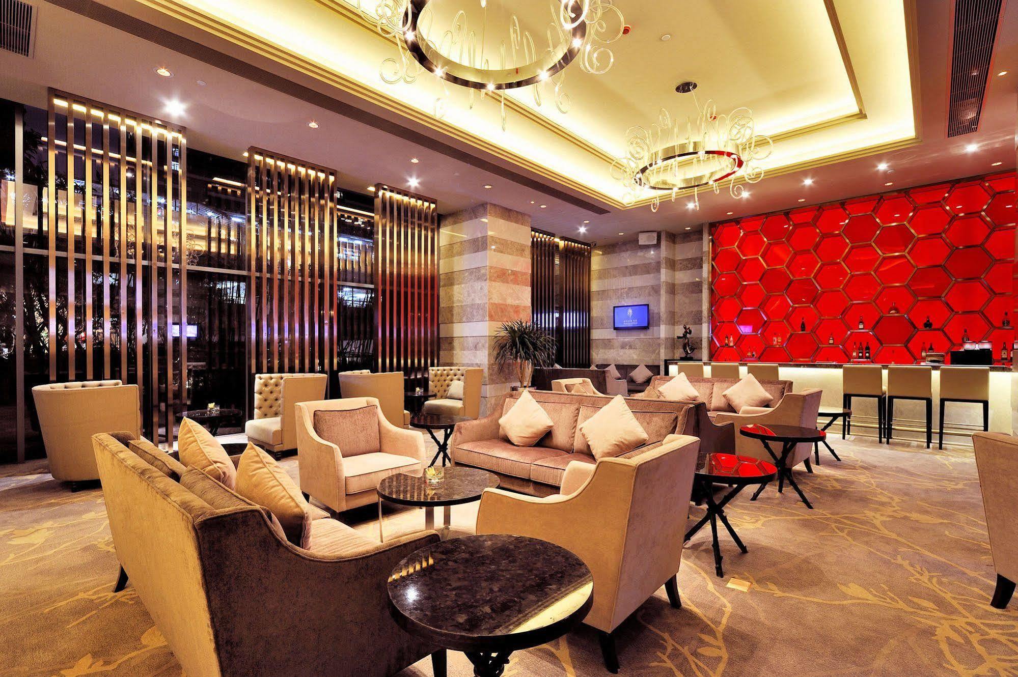 Royal Suites & Towers Wuhan Exterior photo